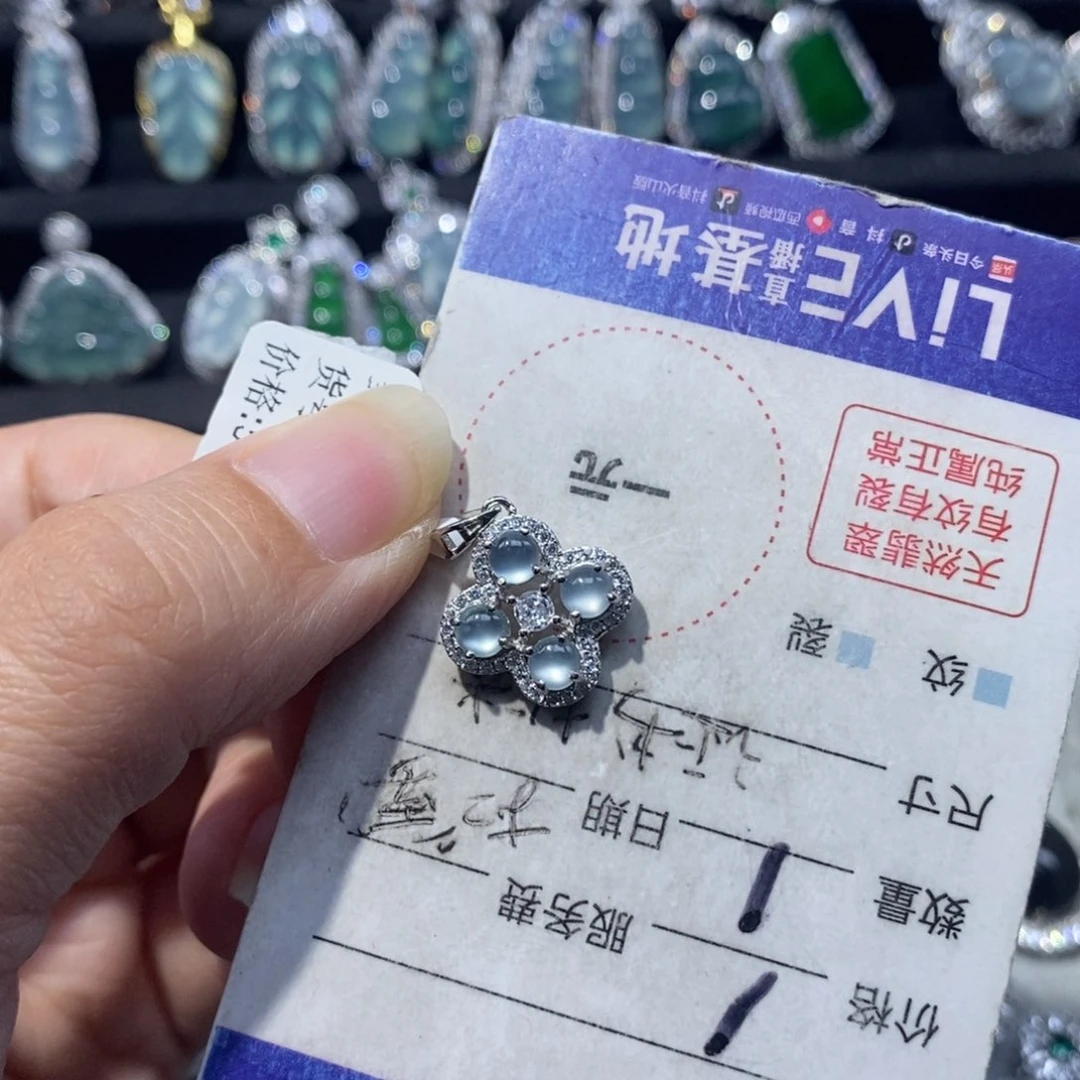 翡翠颈饰银S925镶嵌翡翠