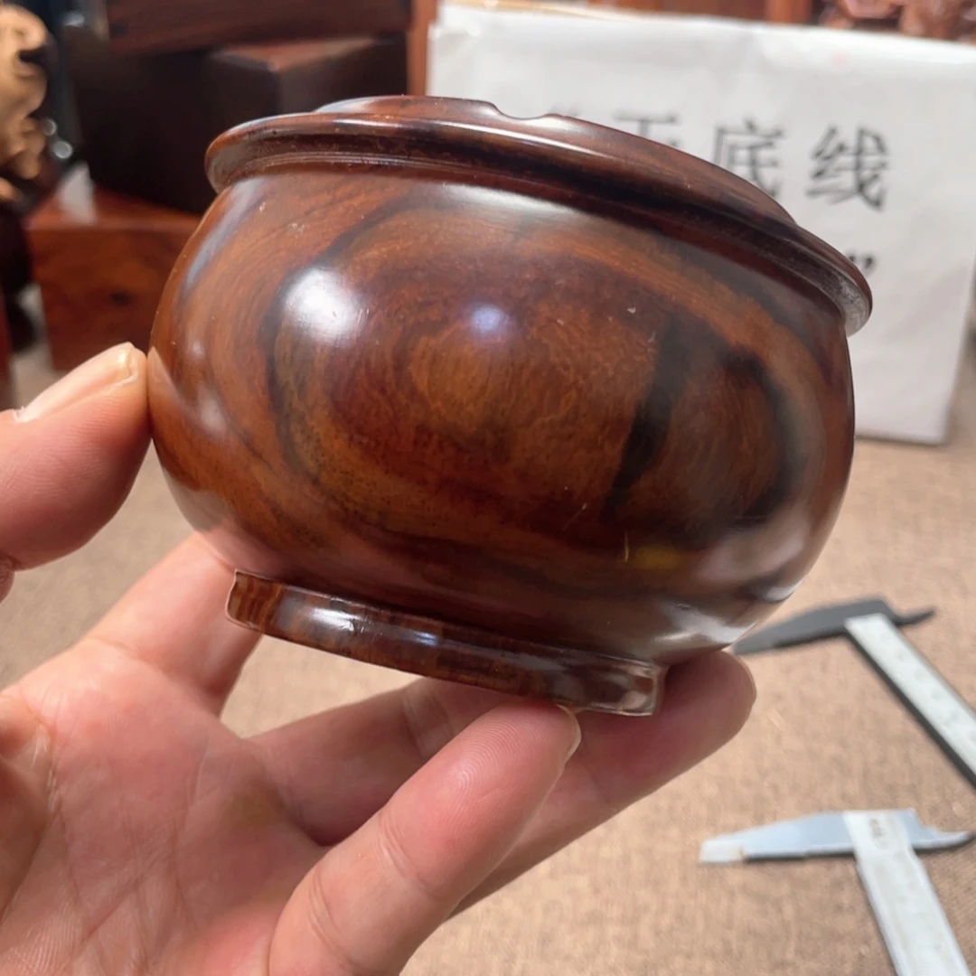 交趾黄檀（大红酸枝）