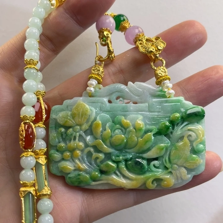 翡翠吊坠(赠链)未镶嵌代编织