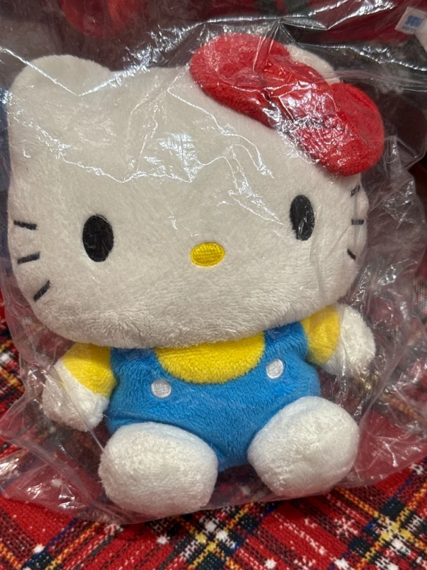 小梨瓜专拍背带kitty公仔