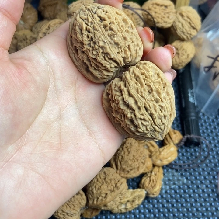 吊坠猴头核桃39南疆 黄