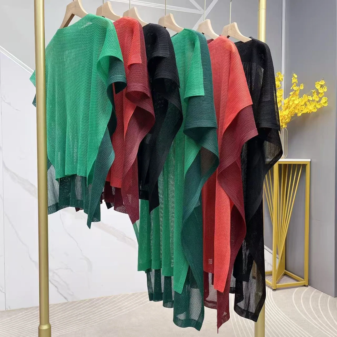 三宅依褶皱2025新款原单高品榻榻米拼色上衣连衣裙透气舒适洋气