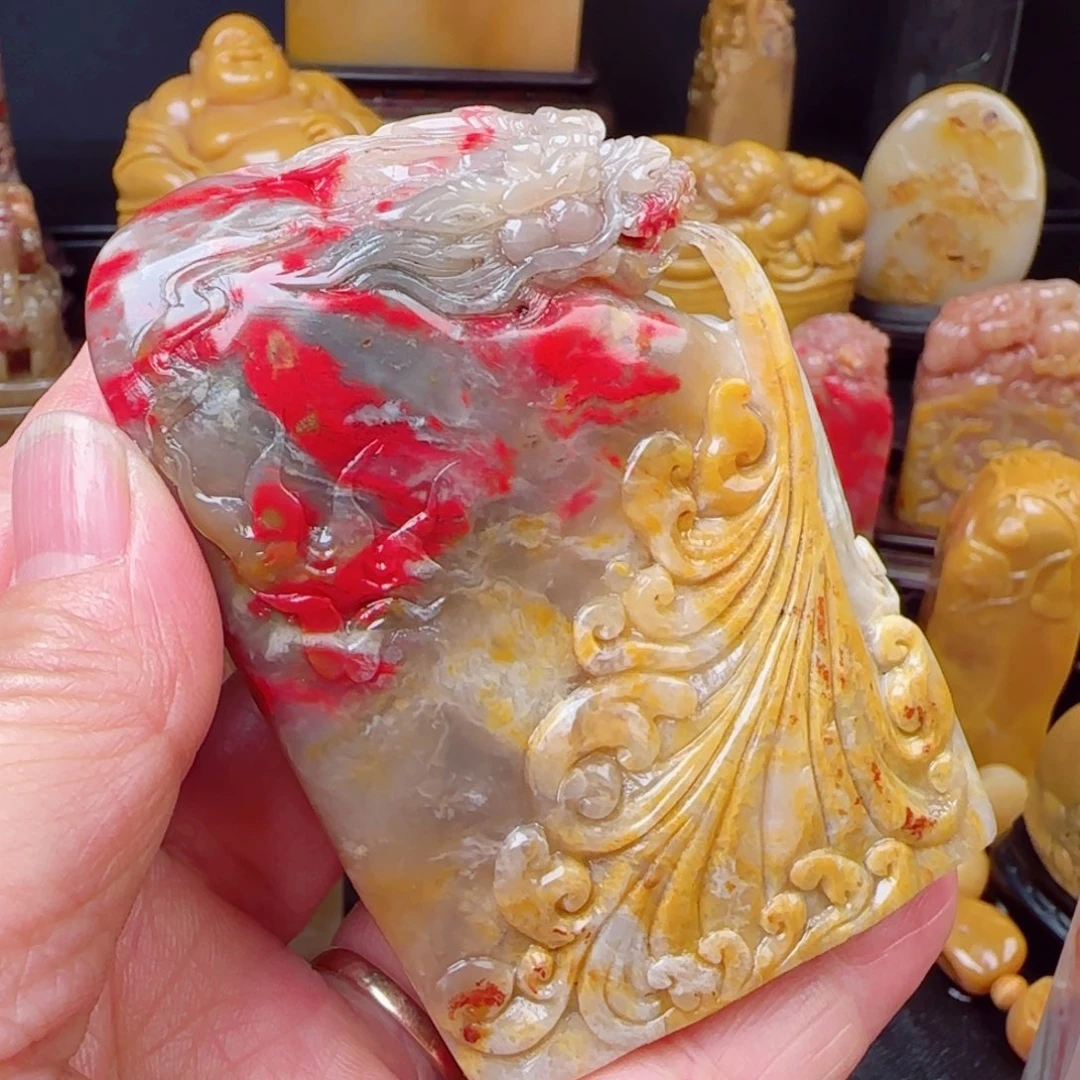 昌化石昌化鸡血石