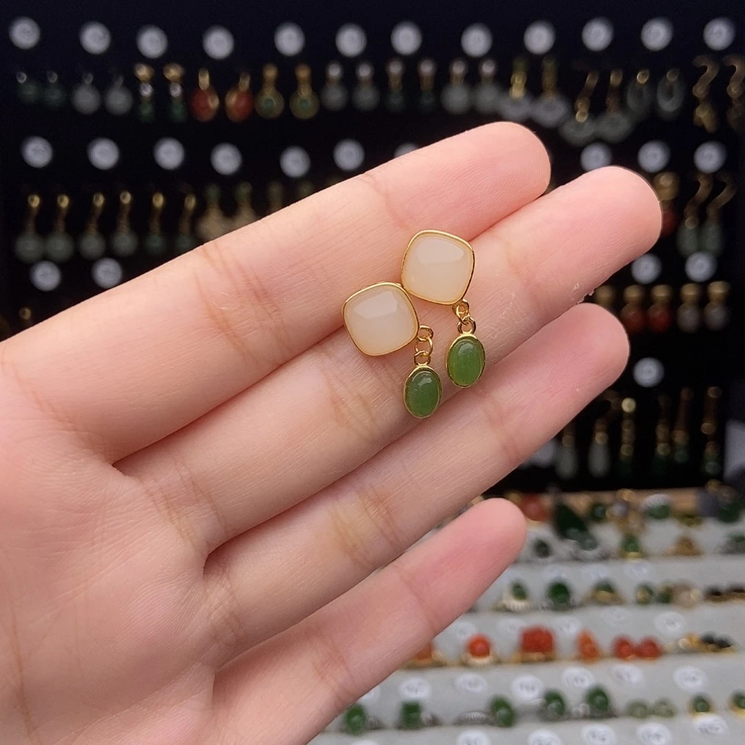 银S925镀金镶嵌和田玉耳饰
