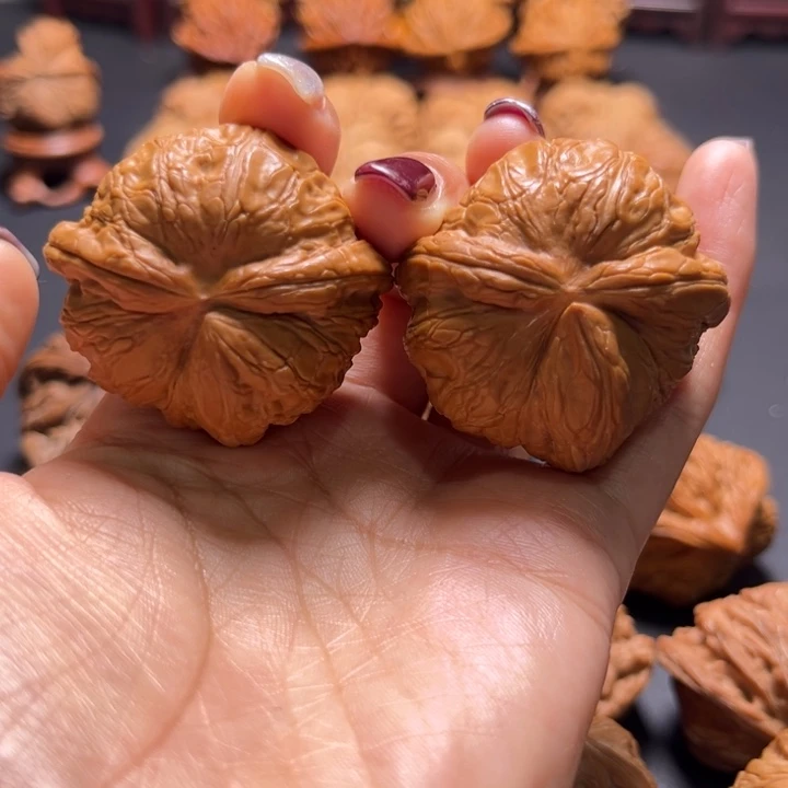 元宝两棱挂角核桃哈哈哈哈哈哈哈