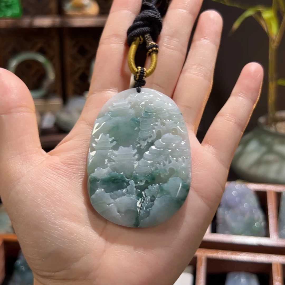 颈饰未镶嵌翡翠天然