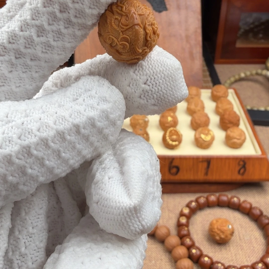 猴头核桃吊坠青龙抱鲤