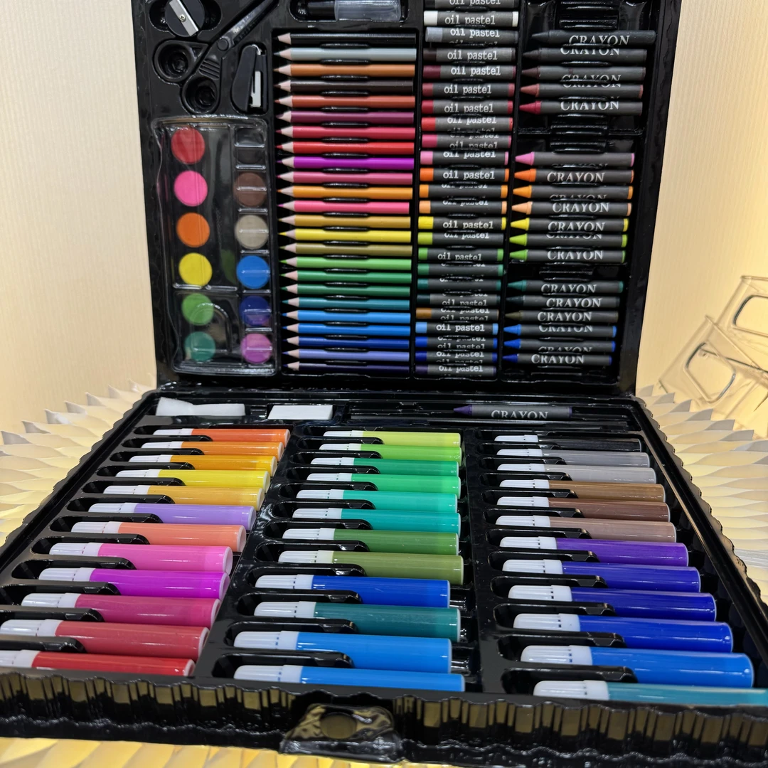 儿童绘画笔小孩学生水彩笔套盒美术画画文具用品礼盒随机 MR