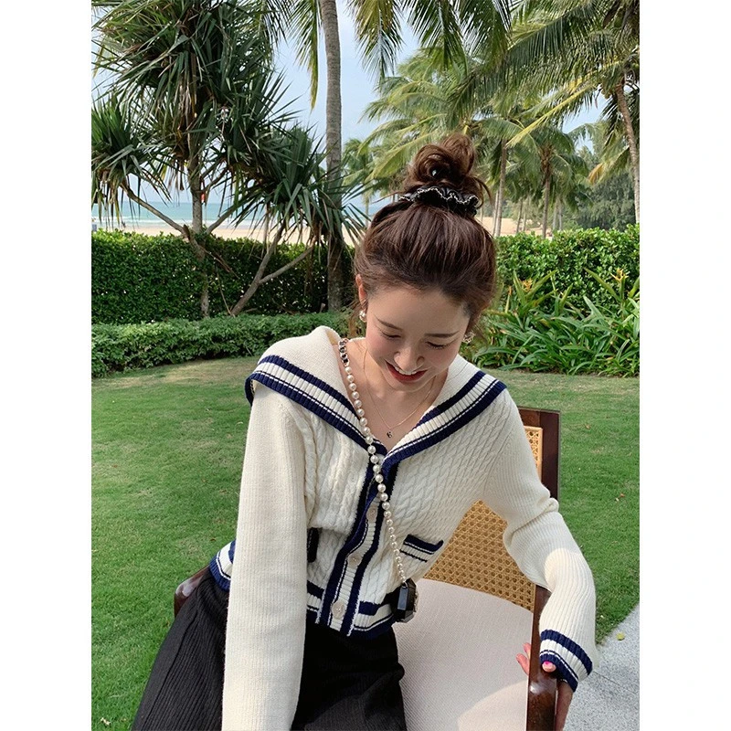 学院小香风白色针织开衫女2025年秋装新款学生复古海军领短款毛衣