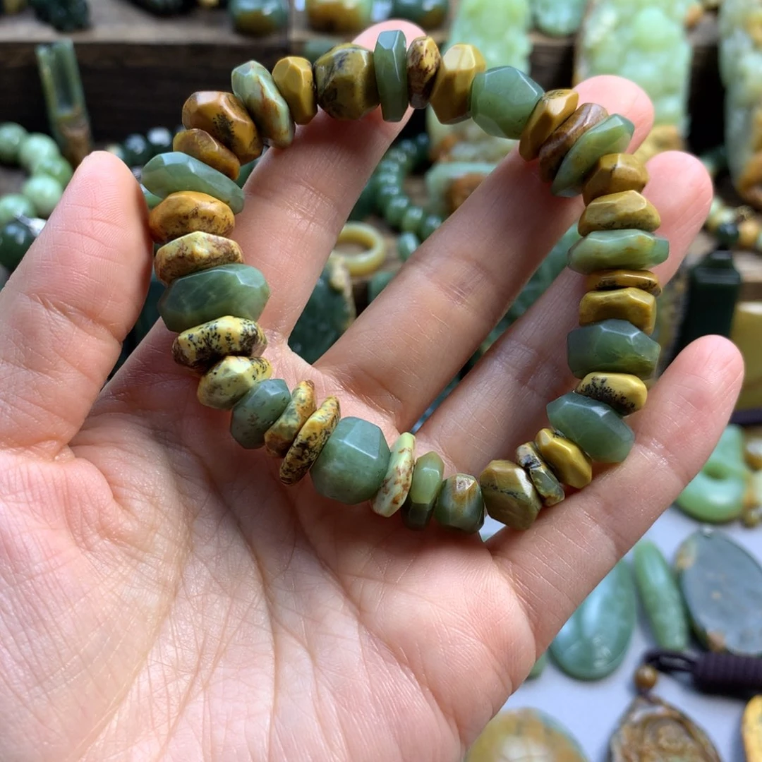 未镶嵌岫岩河磨玉（透闪石质玉）珠宝奇石浅**止