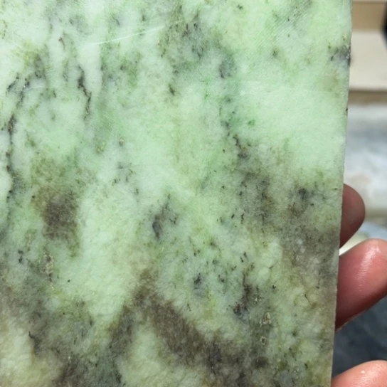 二***头独山玉未镶嵌手镯定制