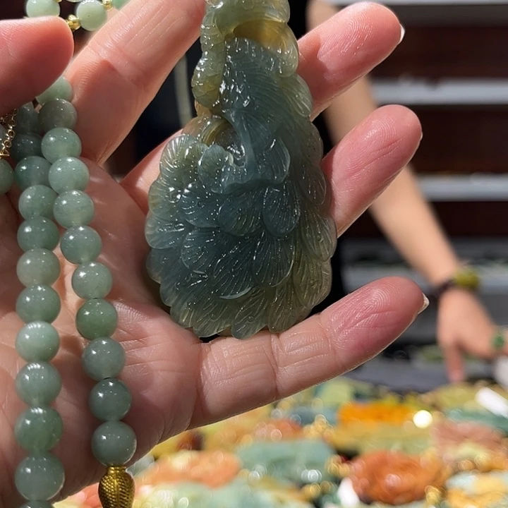 岫玉未镶嵌毛衣链