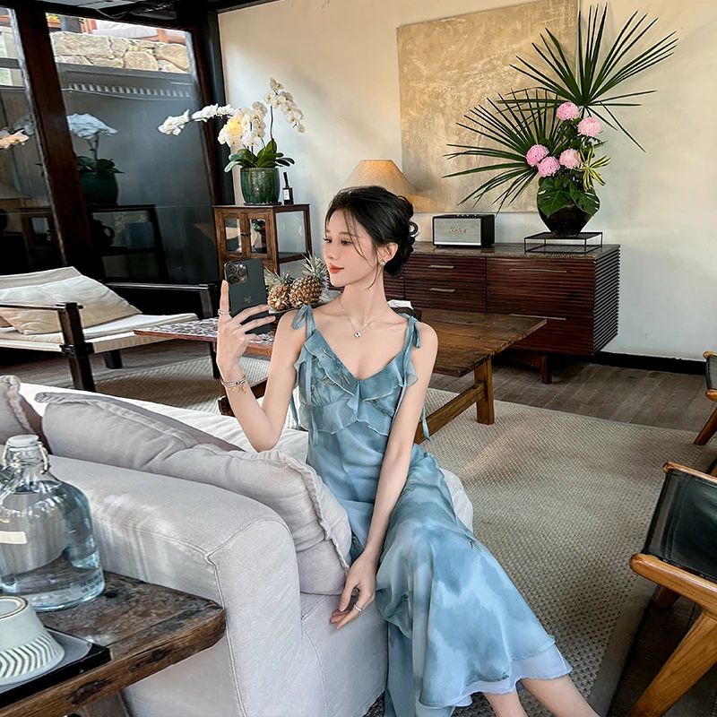 水墨画吊带连衣裙女夏2025新款韩版高级感时尚气质外穿流行长裙子