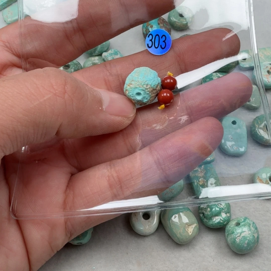 南红玛瑙未镶嵌珠宝奇石