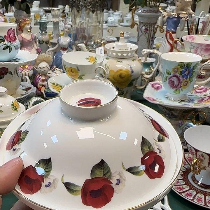 鹿与海陶瓷有限公司