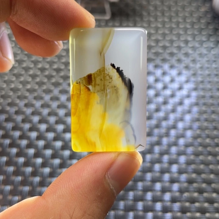 未镶嵌颈饰玛瑙/玉髓蓝****吗