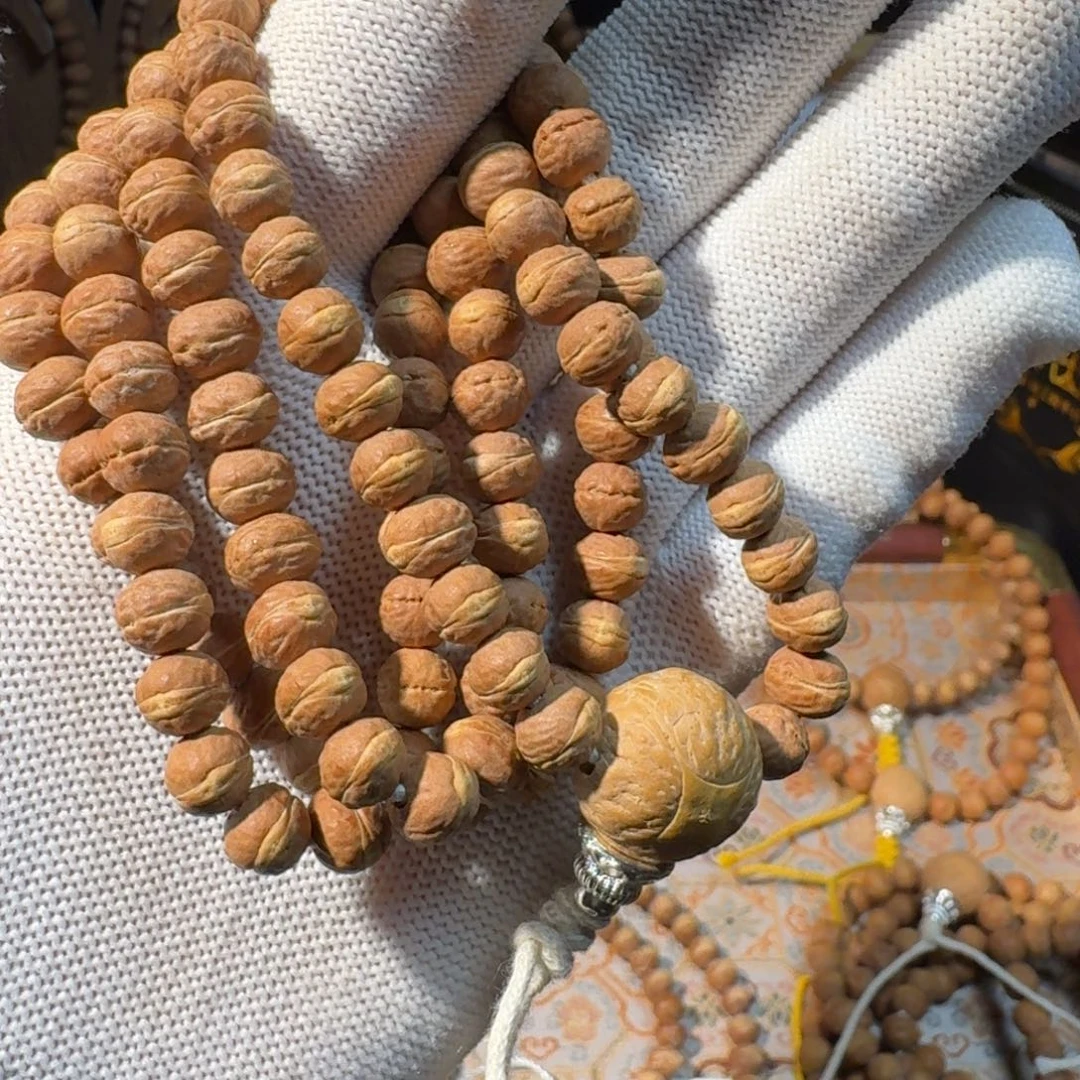 小***李凤眼菩提吊坠酸枣核凤眼菩提