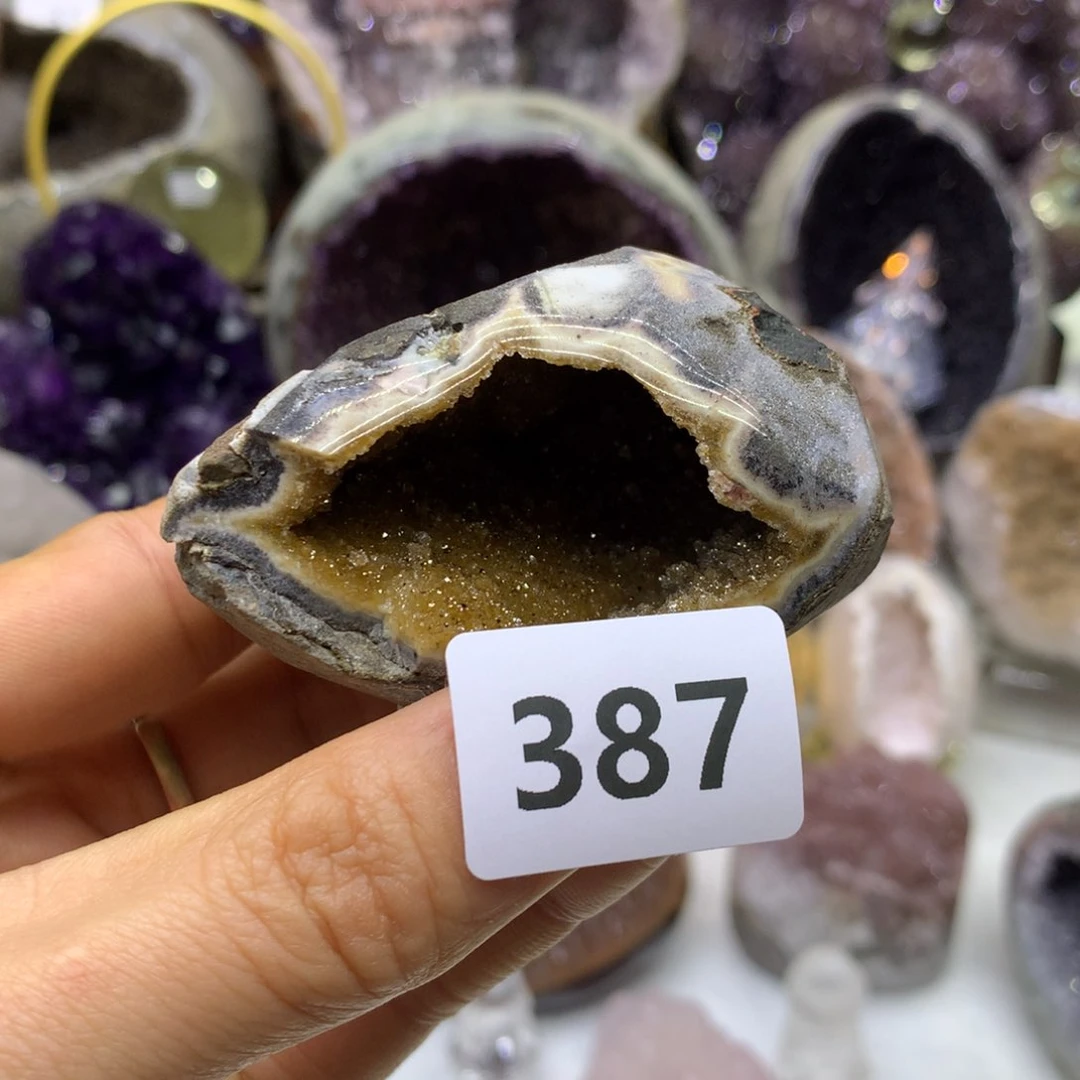 紫晶大型摆件（非配饰）未镶嵌或