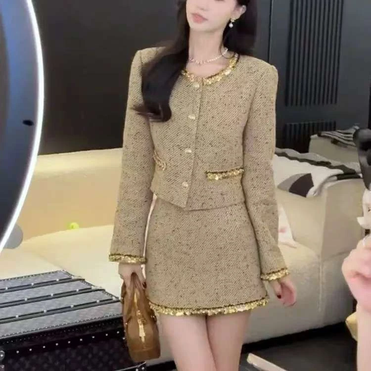 秋季新款小香风富家千金高级感重工亮片短外套女高腰半裙两件套装