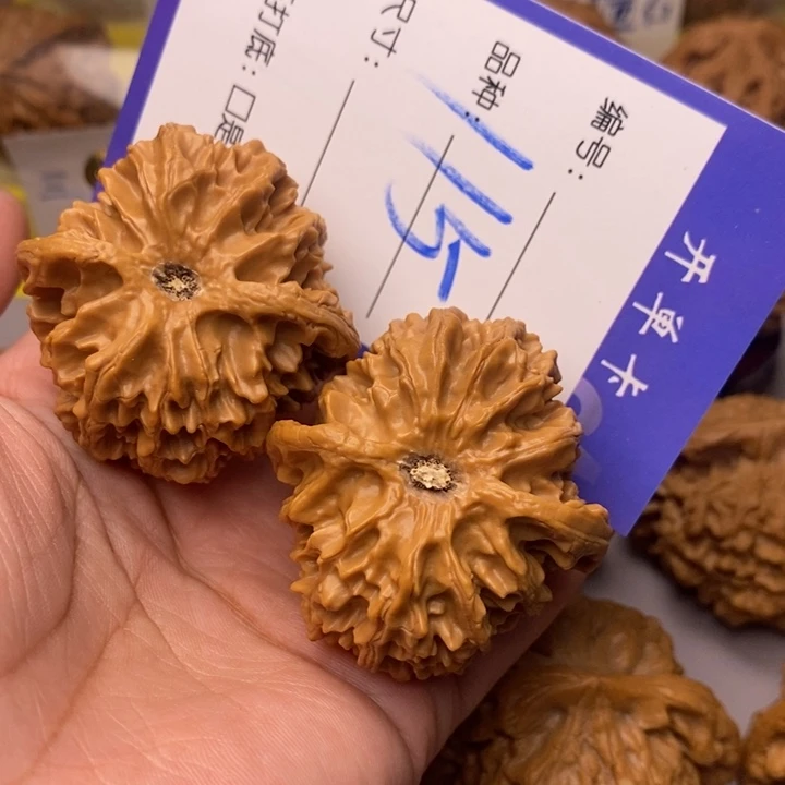 文玩核桃把件真**香115号苹果