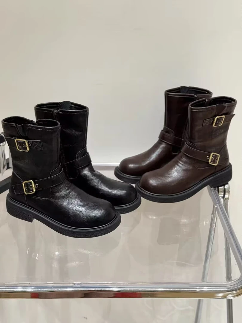 9150-1新品女靴舒适平底短靴潮款马丁靴百搭短筒靴网红烟管靴