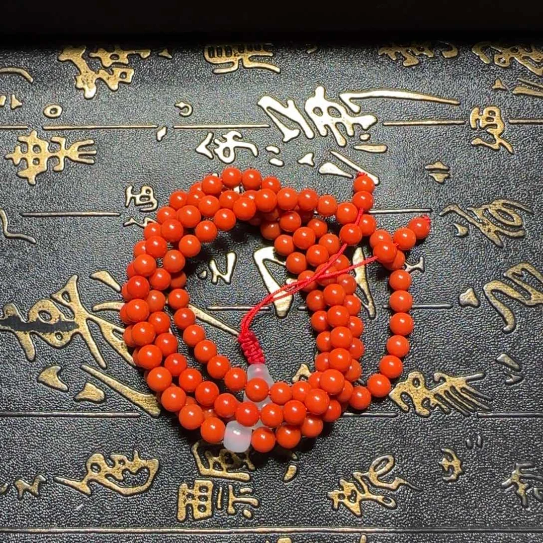 M***y未镶嵌手串南红玛瑙原矿锦红108卡5.5mm+
