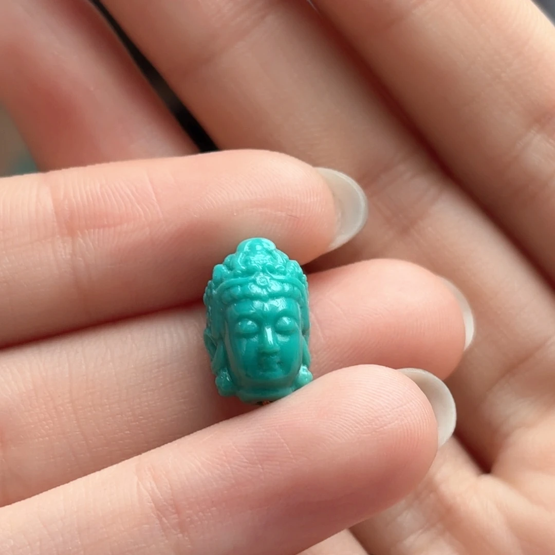 绿松石未镶嵌颈饰