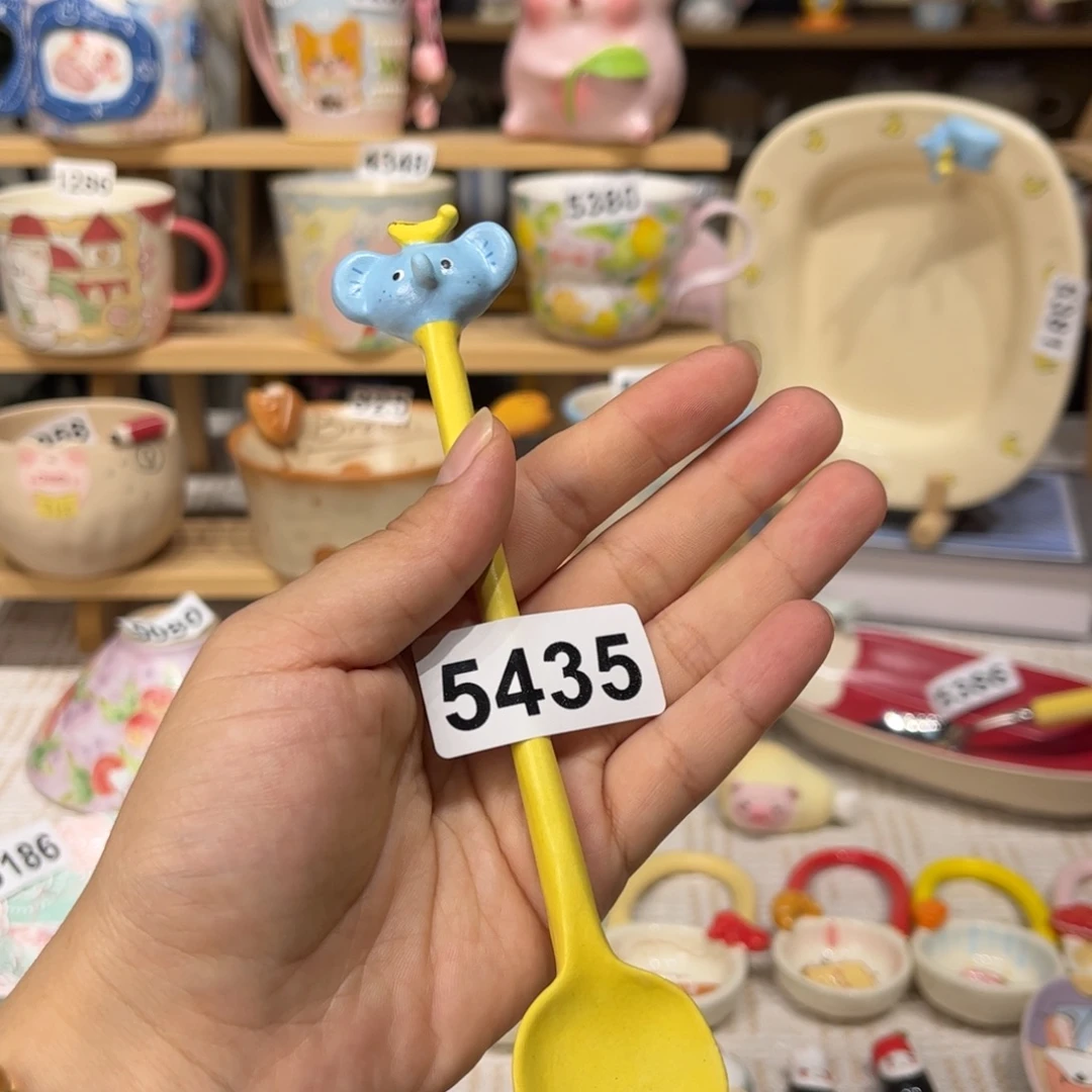 草****瓷片5435哈哈哈哈哈哈哈哈哈