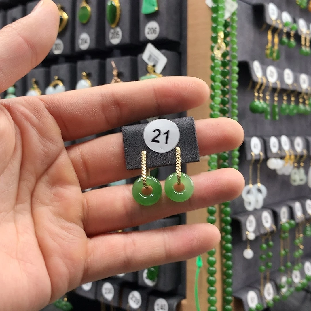 和田玉耳饰18K金镶嵌