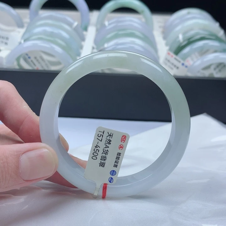 翡翠未镶嵌手镯57圈