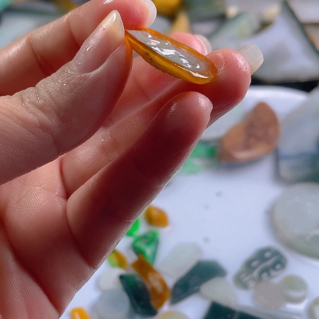 颈饰未镶嵌翡翠a