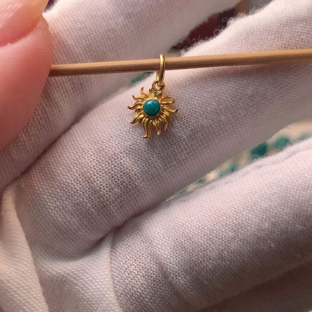 绿松石18K金镶嵌配饰