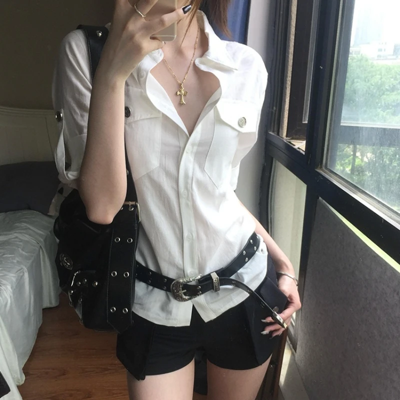 polo领衬衣冬季2025新款气质显瘦收腰薄款上衣白色衬衫+高腰短裤