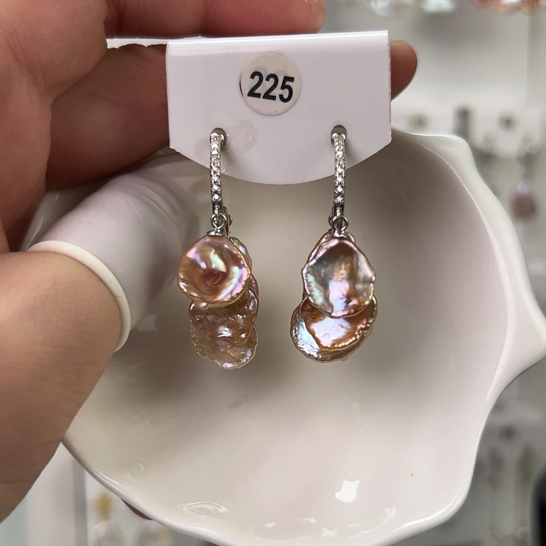 非金属巴洛克花瓣耳饰