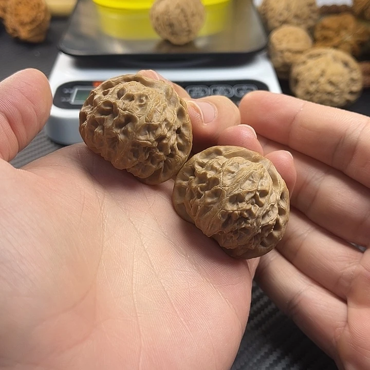 把件文玩核桃40全品宫灯