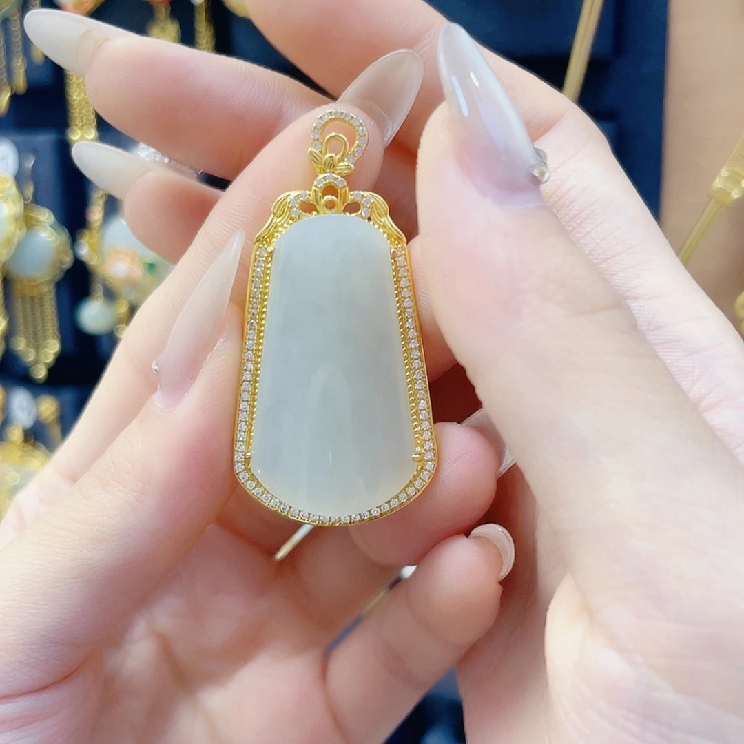 和田玉银S925镀金镶嵌颈饰