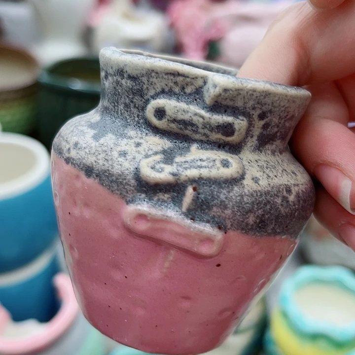 多肉绿植陶瓷花盆9.9包邮，有孔