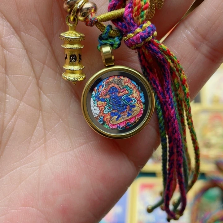 吊坠唐卡她饿啦啦噜