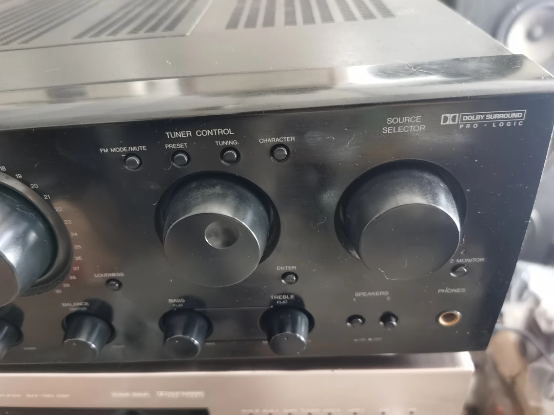 进口功放，电压220V，功能主音箱正常，不包邮