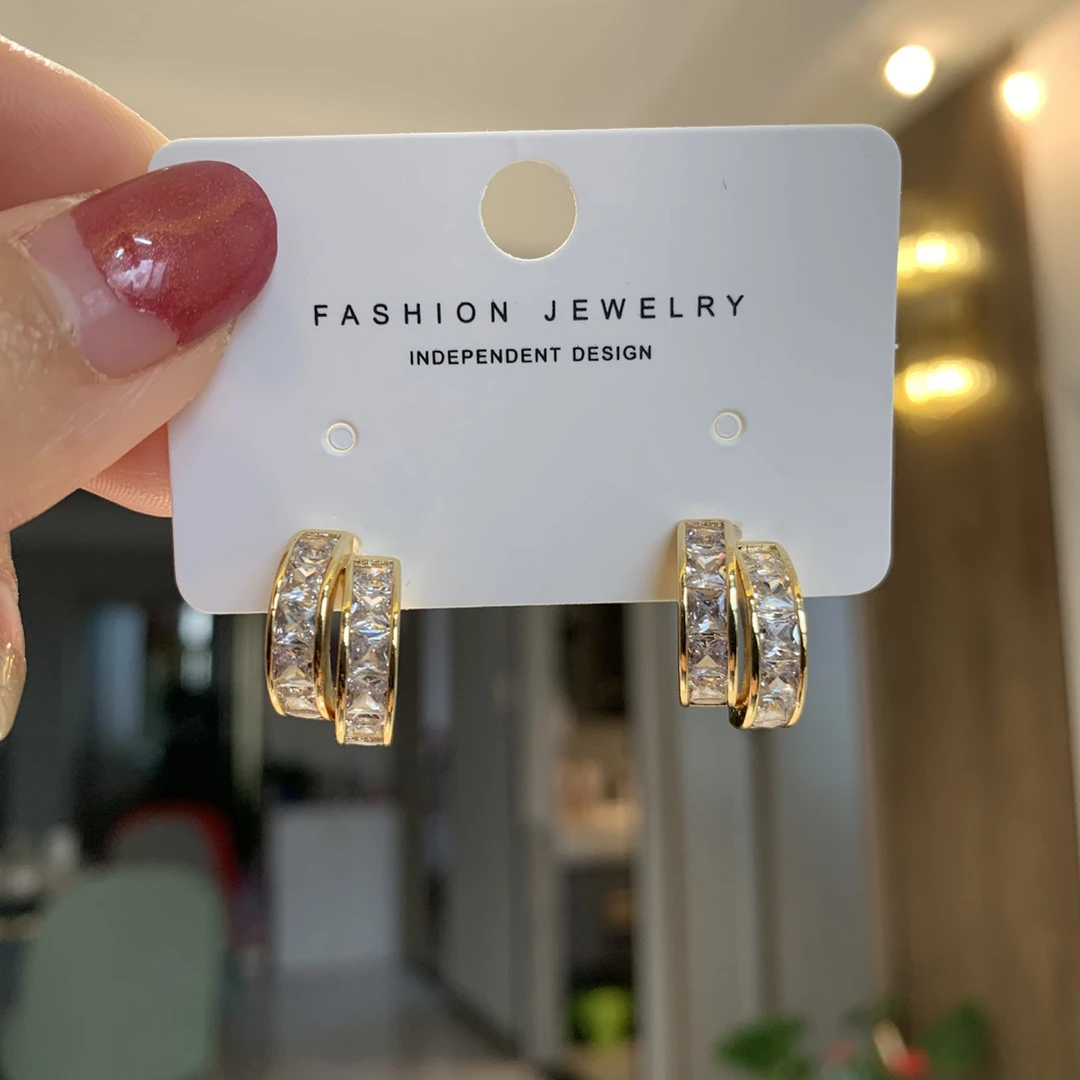 黄铜陶瓷耳饰 潮款2021年新款潮气质闪钻月牙S925银针耳环女网红