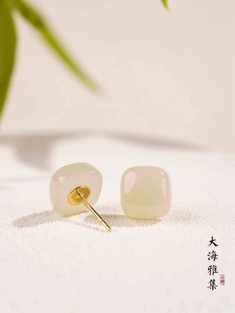 【新人必入】和田玉藕粉方形耳钉10*10m  D3531
