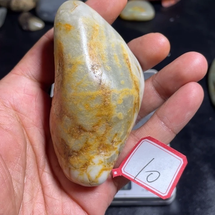 和田玉未镶嵌颈饰10