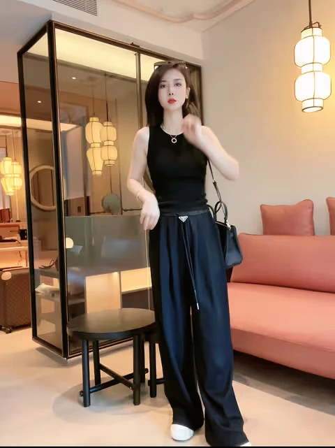 【哝哝服饰】2023新款黑色倒三角休闲直筒裤202-0149308