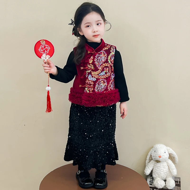 中小童新中式冬季2025新款儿童洋气女宝宝国风马甲拜年服三件套潮