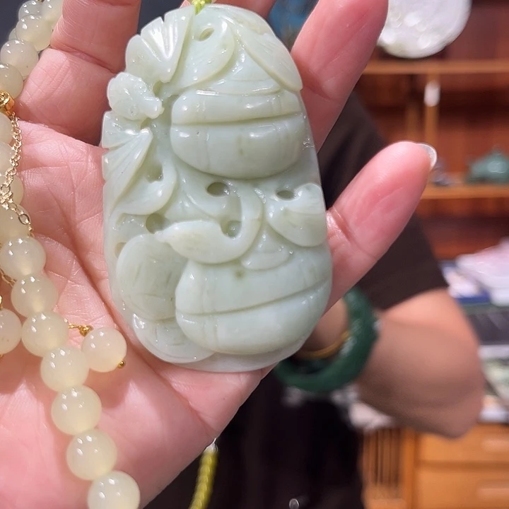 颈饰未镶嵌和田玉