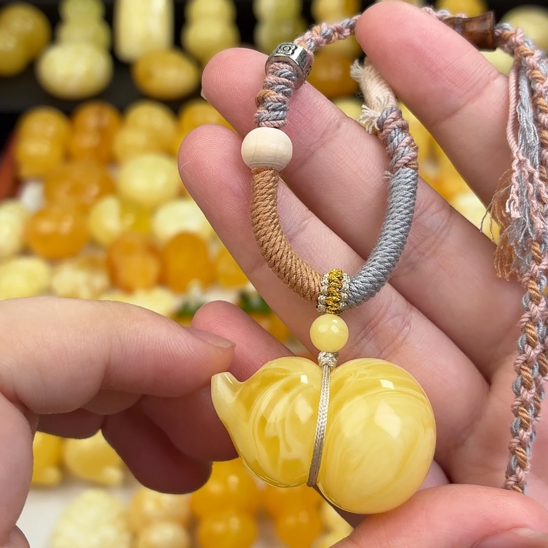 蜜蜡未镶嵌毛衣链蜜蜡