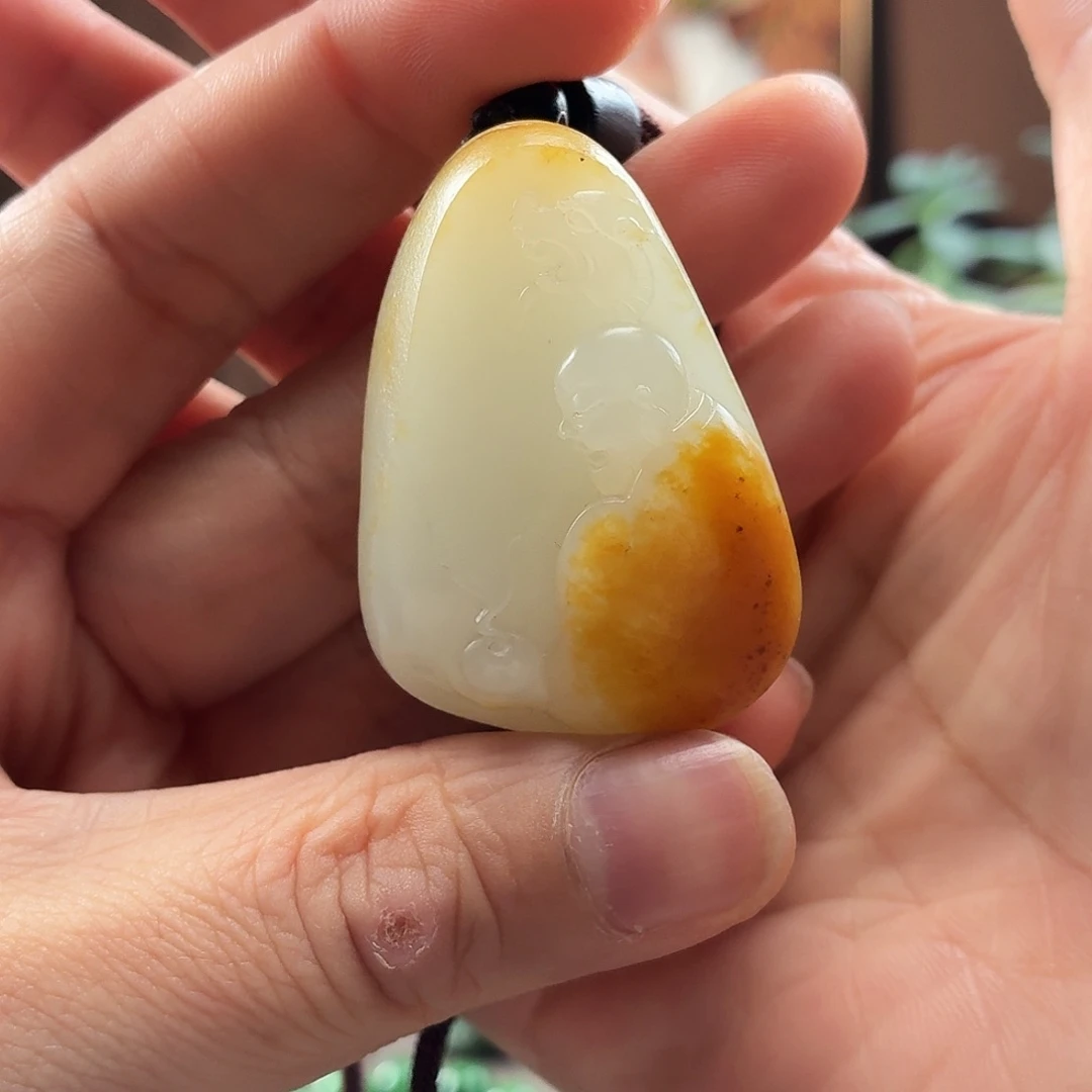 啊***喂和田玉未镶嵌手链