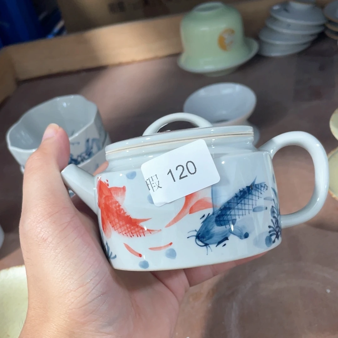 釉下手绘茶具微瑕
