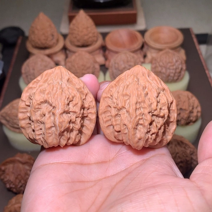 核桃文玩核桃把件火焰马蹄