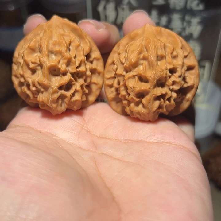 文玩核桃吊坠38红皮龙鳞